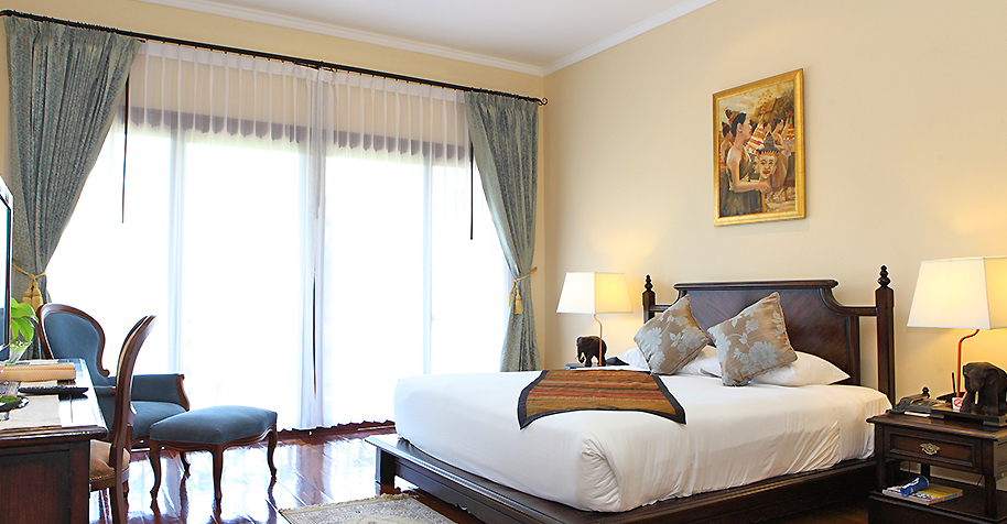 VILLA SANTI HOTEL
